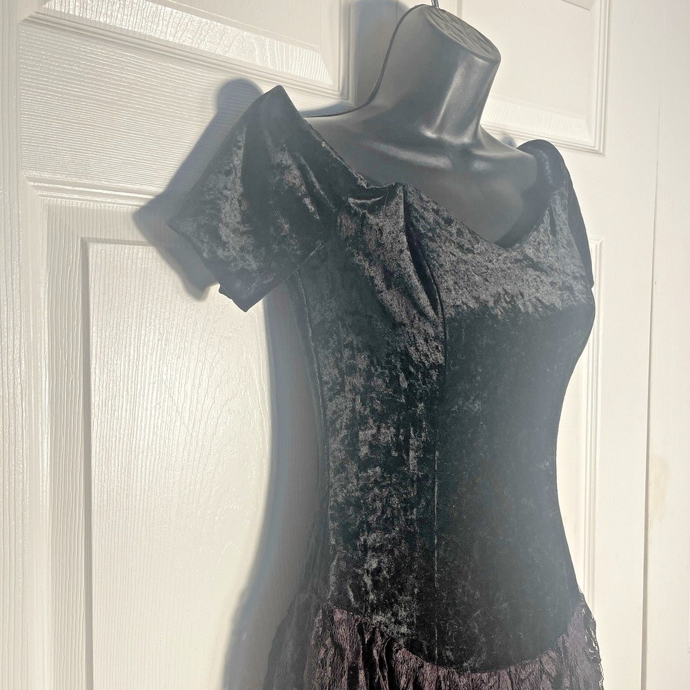 Vintage All That Jazz Dress Women Medium Black Velvet Lace Tiered 90s Whimsigoth - Picture 2 of 9